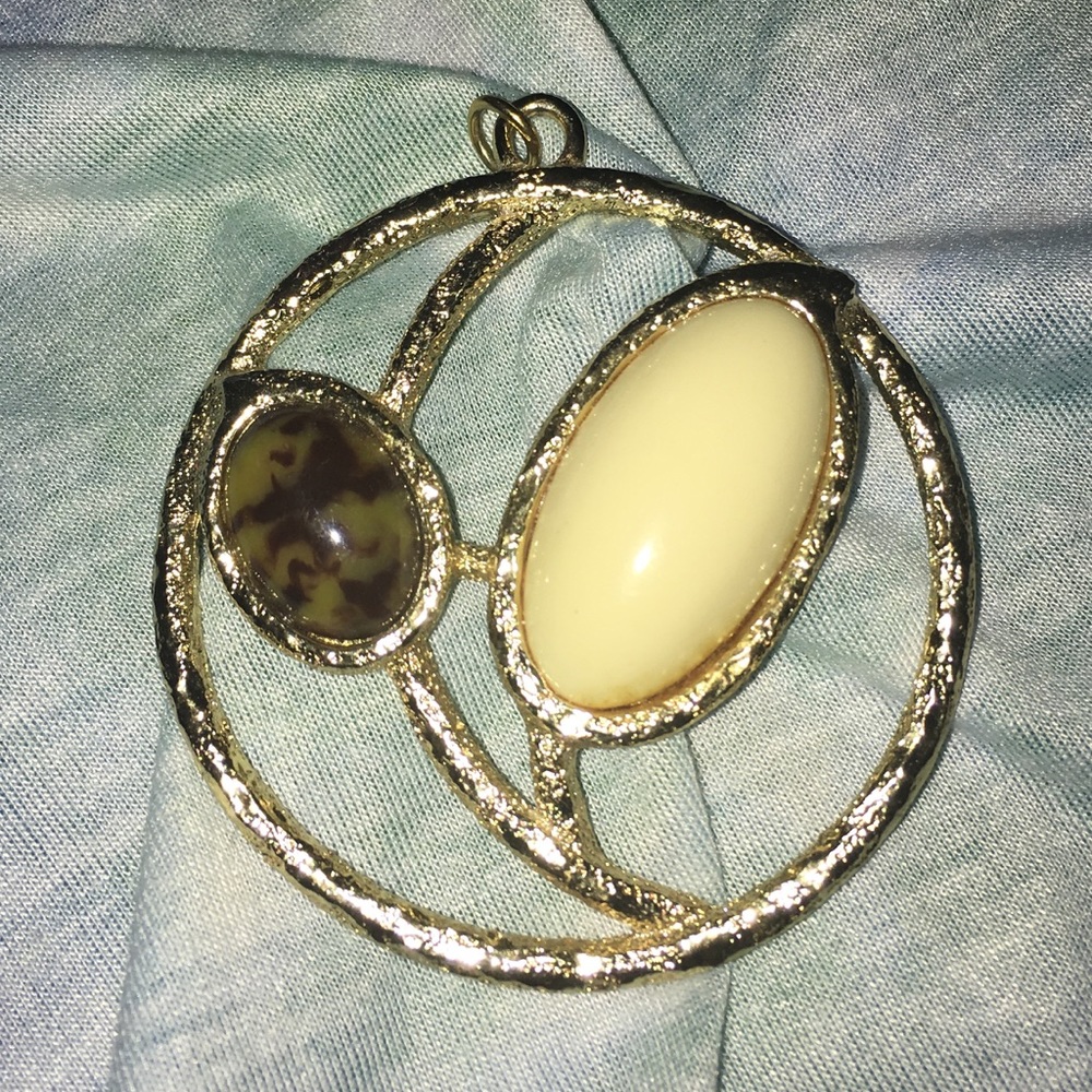 Pendant